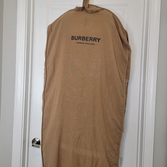 Burberry New Winter Coat Goose feathers filled - Picture 6 of 9